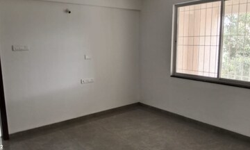 Room in 2 BHK Apartment at RR Lunkad 66 Avenue, Pimple Nilakh – for Rent