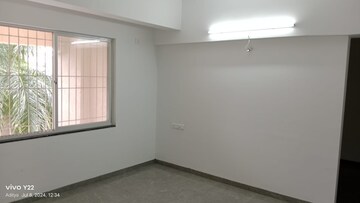 Room in 2 BHK Apartment at RR Lunkad 66 Avenue, Pimple Nilakh – for Rent