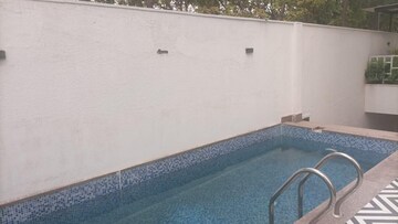 Swimming Pool in 5 BHK Villa at Tata Primanti Villas, Sector 72 – for Sale