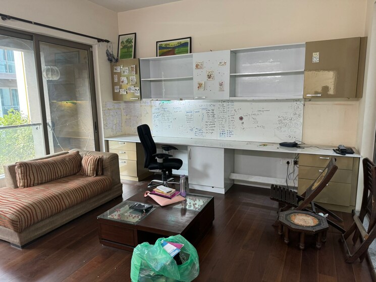 Master Bedroom, tata-primanti-villas 5 Bedroom 8500 Sq.Ft. Villa In Sector 72 Gurgaon 8101319