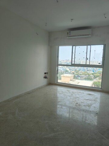 2 BHK Apartment For Rent in Rustomjee Erika Bandra East Mumbai  8101315