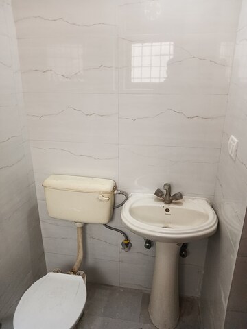 Bathroom in 3 BHK Builder Floor at Unitech Woodstock Floors, Sector 50 – for Rent