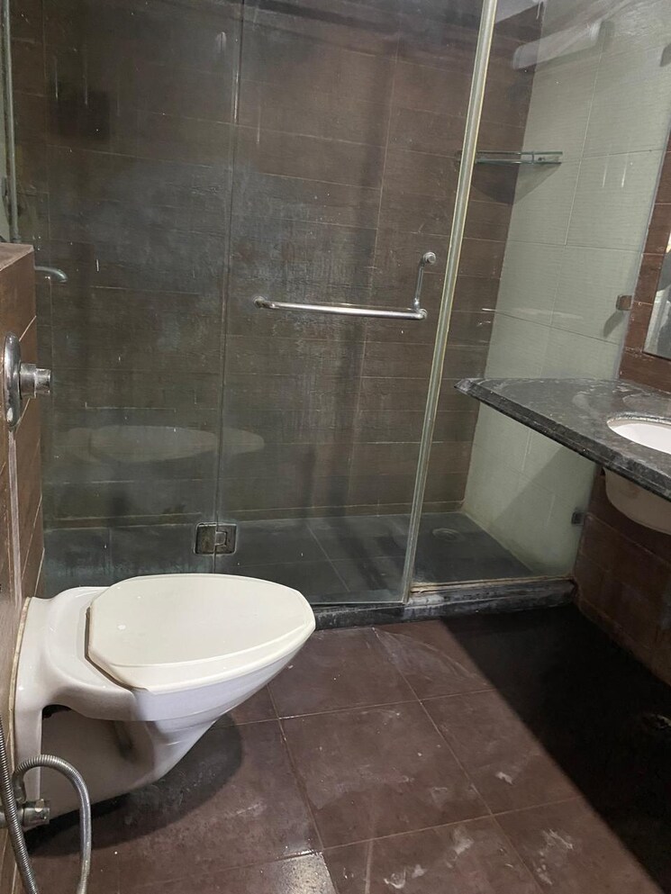 Bathroom, ajnara-gen-x 2 Bedroom 840 Sq.Ft. Apartment In Dundahera Ghaziabad 8101341