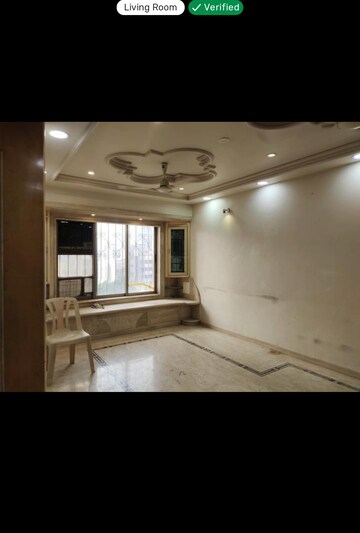 Room in 2 BHK Apartment at Lodha Patel Estate Tower C and D, Jogeshwari West – for Rent