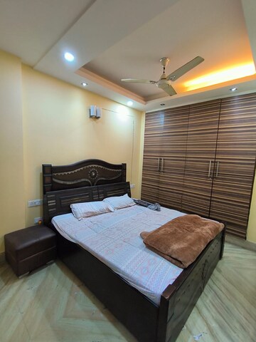 Bedroom in 3 BHK Apartment at Saket – for Rent