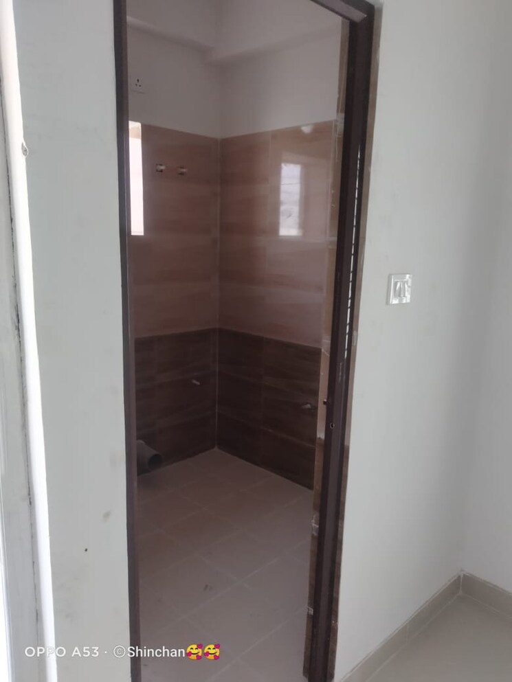 Bathroom, new town action area ii 3 Bedroom 1276 Sq.Ft. Apartment In New Town Action Area ii Kolkata 8101500