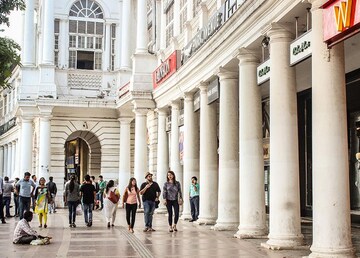  Shop – Exterior View View at Connaught Place - for Rent
