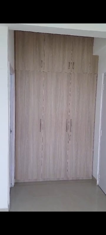 Building Lobby in 2 BHK Apartment at Suncity Avenue 76, Sector 76 – for Rent