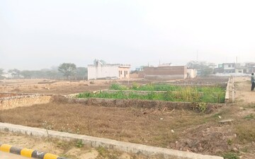 Plot For Sale in Sikandrabad