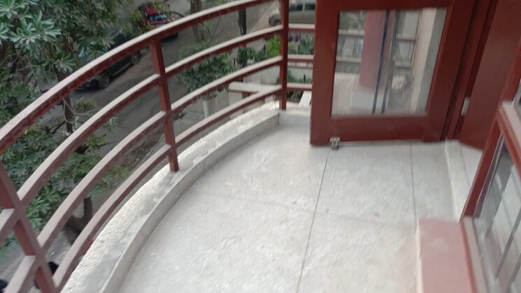 Balcony, ss-southend-floors 2 Bedroom 1900 Sq.Ft. Builder Floor In South City 2 Gurgaon 8101617