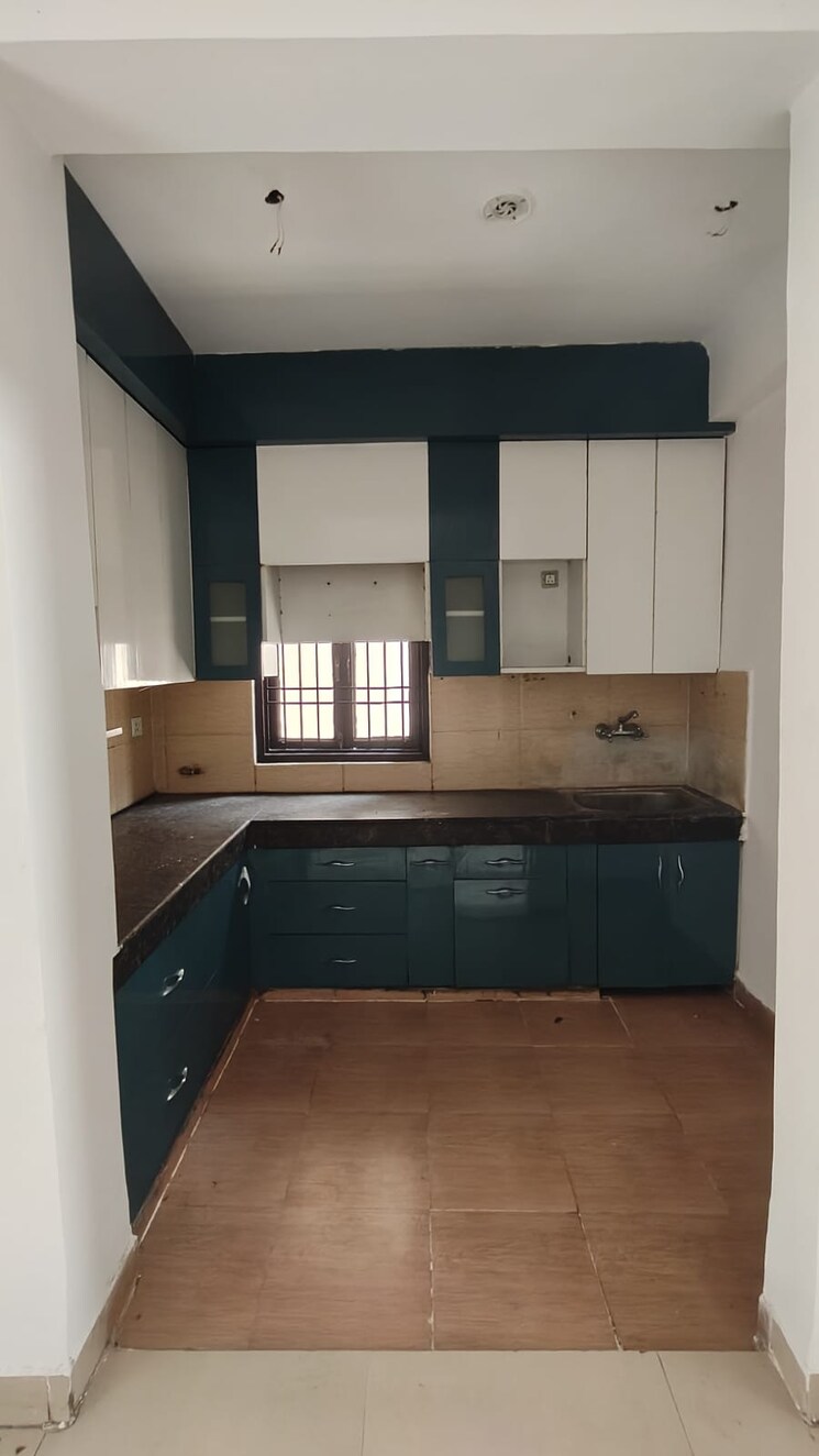 Kitchen, vasu-fortune-residency 3 Bedroom 1350 Sq.Ft. Apartment In Raj Nagar Extension Ghaziabad 8101636