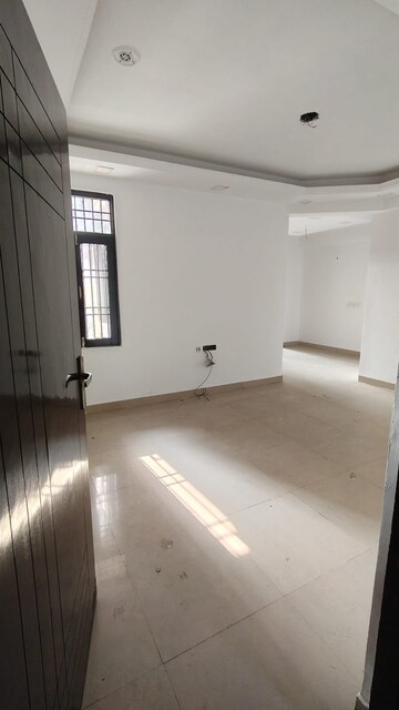Room in 3 BHK Apartment at Vasu Fortune Residency, Raj Nagar Extension – for Sale