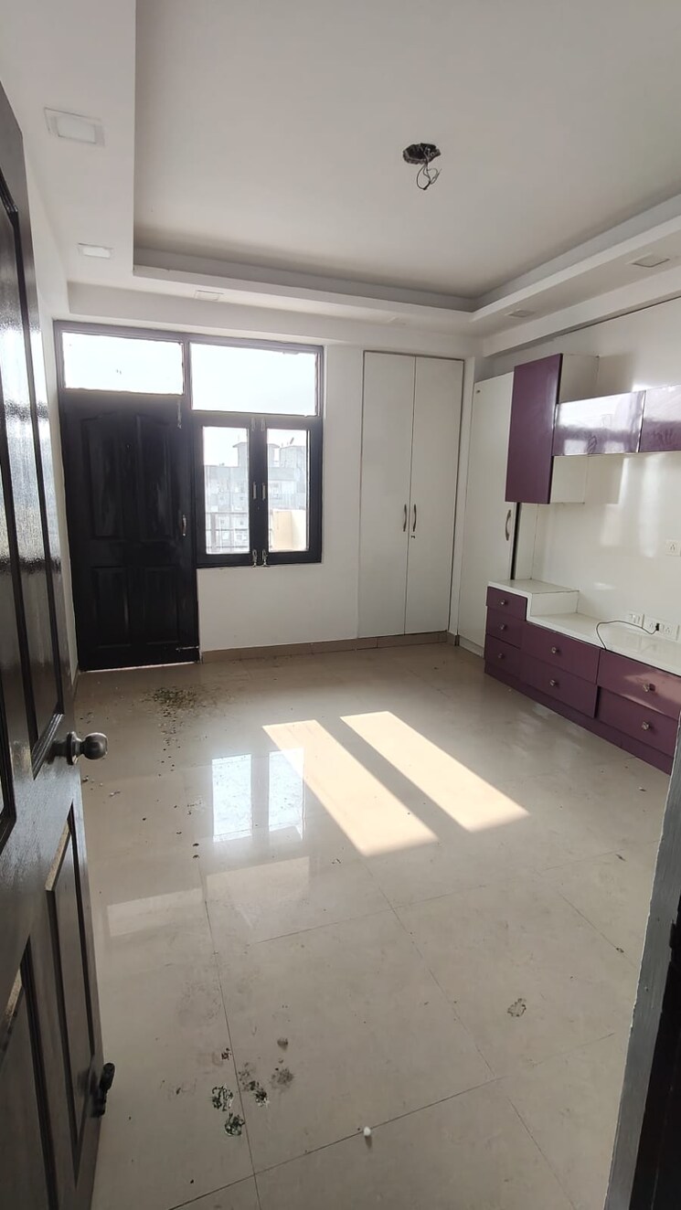 Kitchen, vasu-fortune-residency 3 Bedroom 1350 Sq.Ft. Apartment In Raj Nagar Extension Ghaziabad 8101636