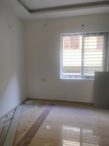 Room in 3 BHK Apartment at Indiranagar – for Sale