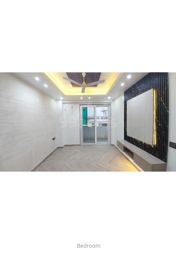 Building Lobby in 3 BHK Builder Floor at Sector 9a – for Sale