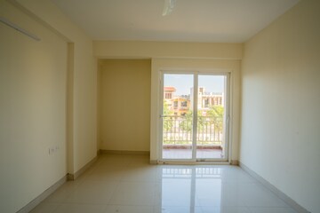 Room in 2 BHK Apartment at AKG Pari Residency, Mansarovar – for Sale