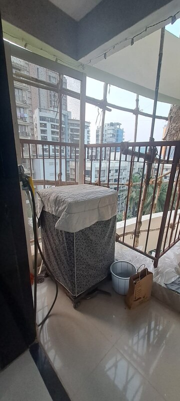 Bathroom in 2 BHK Apartment at Siddhi Siddhi Grandeur, Kharghar – for Sale