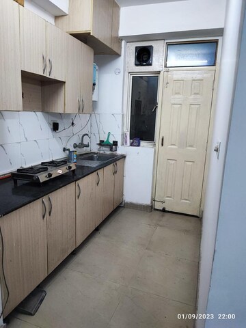 Kitchen in 2.5 BHK Apartment at Supertech Cape Town, Sector 74 – for Rent