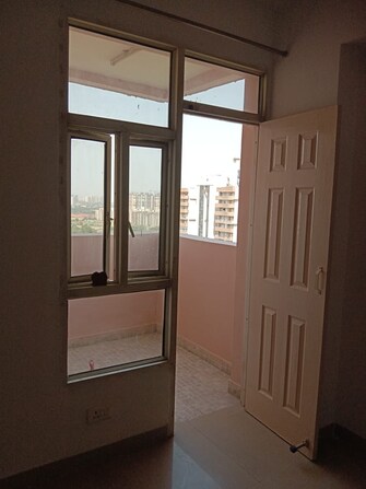 2.5 BHK Apartment For Rent in Supertech Cape Town Sector 74 Noida  8101685