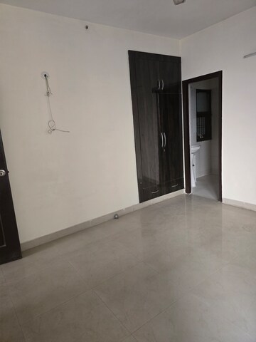 Furnished Amenities in 3 BHK Apartment at RPS Savana, Sector 88 – for Rent
