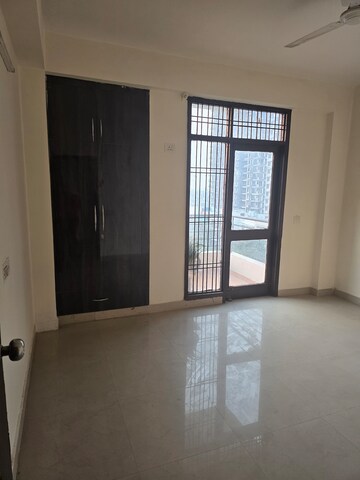 Furnished Amenities in 3 BHK Apartment at RPS Savana, Sector 88 – for Rent