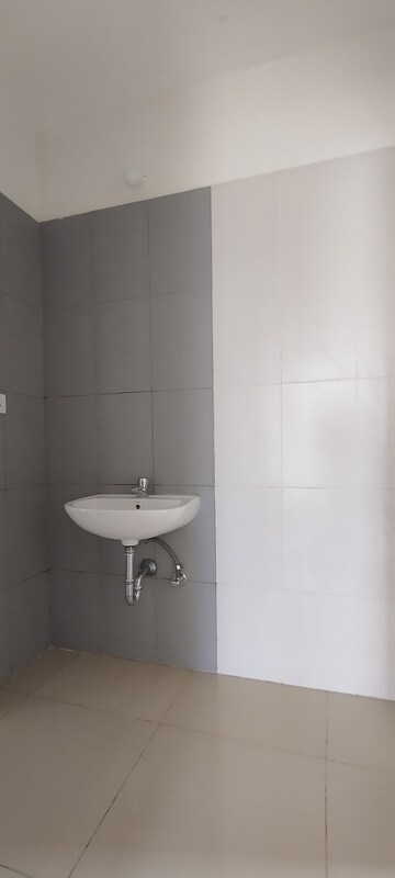 Bathroom in 3 BHK Apartment at Nanded City Shubh Kalyan, Nanded – for Rent