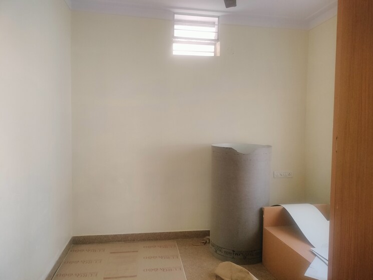 Room, indiranagar 3 Bedroom 1600 Sq.Ft. Builder Floor In Indiranagar Bangalore 8101695