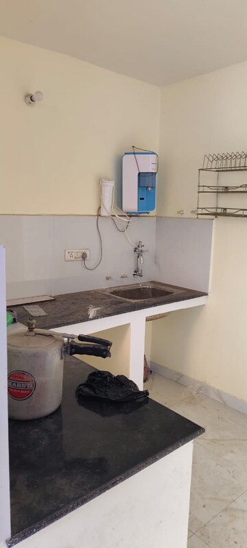 Kitchen in 2 BHK Independent House at Gomti Nagar – for Rent