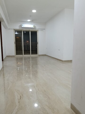 2 BHK Apartment For Rent in Juhu