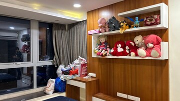 Furnished Amenities in 3 BHK Apartment at Oberoi Exquisite Goregaon, Goregaon East – for Rent