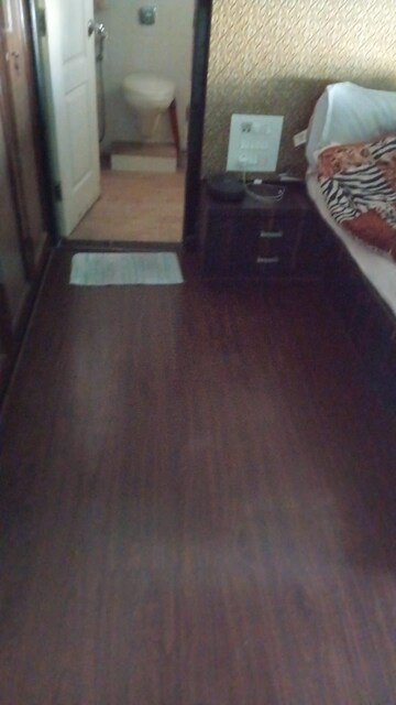 Room in 3 BHK Apartment at Progressive Amber CHS, Kopar Khairane – for Sale