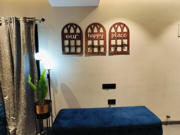 Bedroom in 5 BHK Villa at Sector 38 – for Sale
