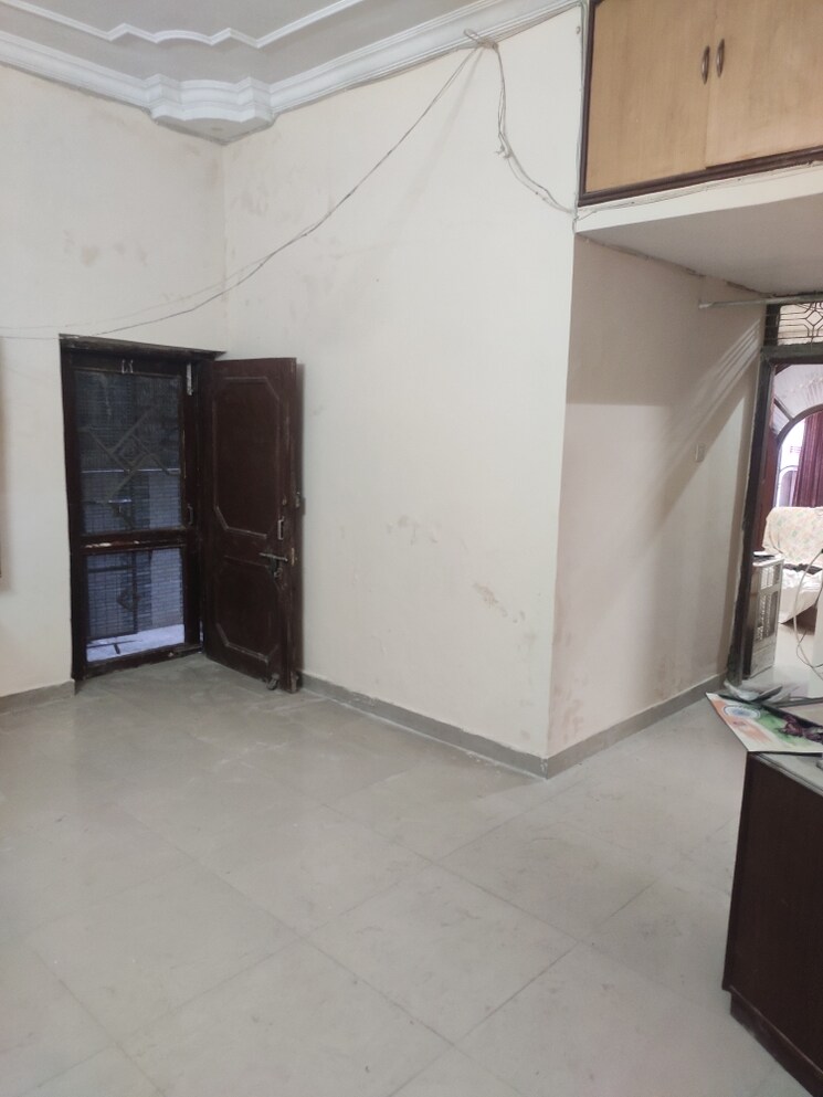 Room, aliganj 4 Bedroom 1800 Sq.Ft. Independent House In Aliganj Lucknow 8101844