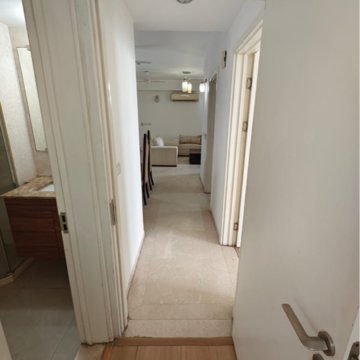 Furnished Amenities in 3 BHK Apartment at Dlf Phase V – for Rent