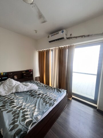 Bedroom in 3 BHK Apartment at Juhu – for Rent