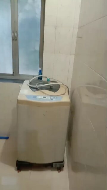 Furnished Amenities in 1 BHK Apartment at Pride Park Royale, Andheri East – for Rent