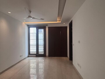 Room in 4 BHK Builder Floor at Greater Kailash – for Rent