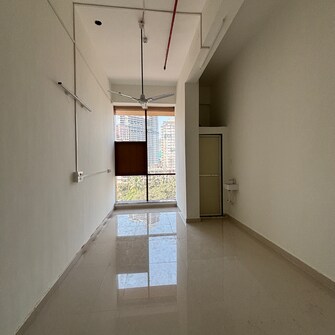 Commercial Office Space 300 Sq.Ft. For Rent in Gkw Colony Mumbai  8101926