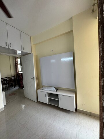 2 BHK Apartment For Rent in Shree Vardhman Mantra, Sector 67
