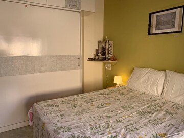 Bedroom in 2 BHK Apartment at Vashi – for Rent