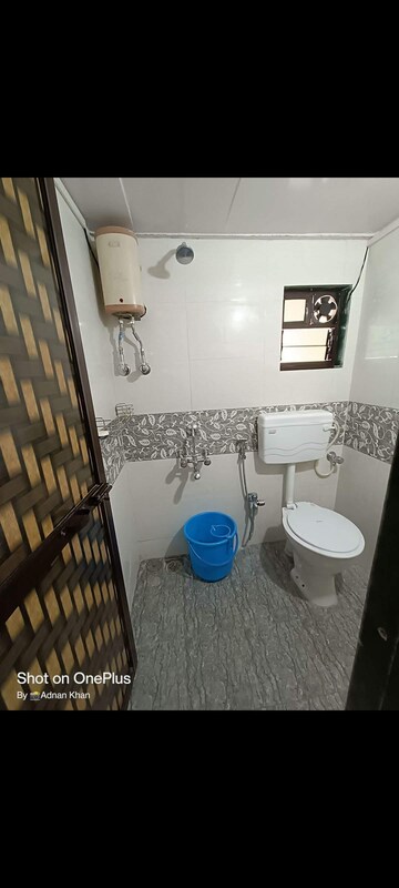 Master Bedroom in 1 BHK Apartment at Bandra East – for Rent