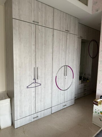 Room in 4 BHK Apartment at L&T Emerald Isle, Powai – for Rent
