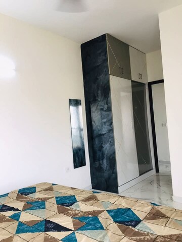 Room in 2 BHK Apartment at Sector 89 – for Rent