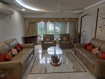 Living Room in 3 BHK Apartment at Juhu – for Rent