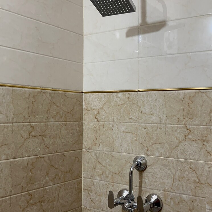 Bathroom, sector 2 1 Bedroom 700 Sq.Ft. Builder Floor In Sector 2 Gurgaon 8102044