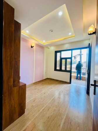 2 BHK Builder Floor For Rent in Nangloi Delhi  8101993