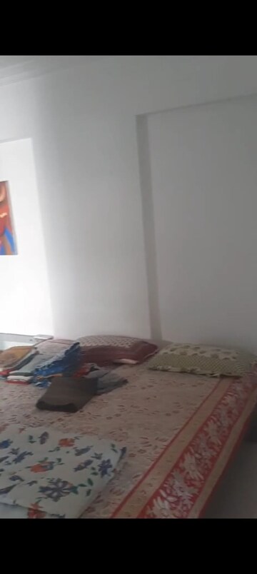 Bedroom in 3 BHK Apartment at Juhu – for Rent