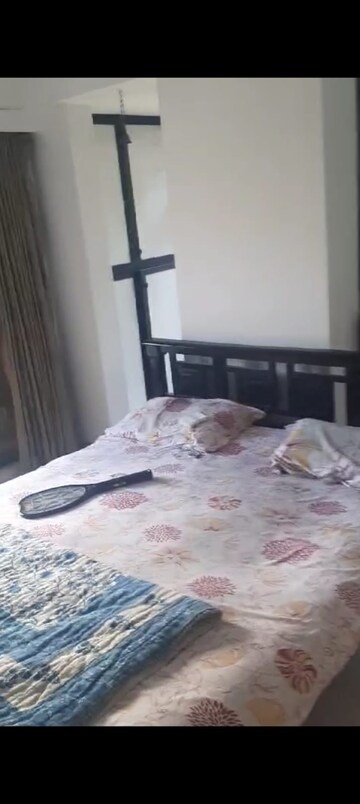 Bedroom in 3 BHK Apartment at Juhu – for Rent