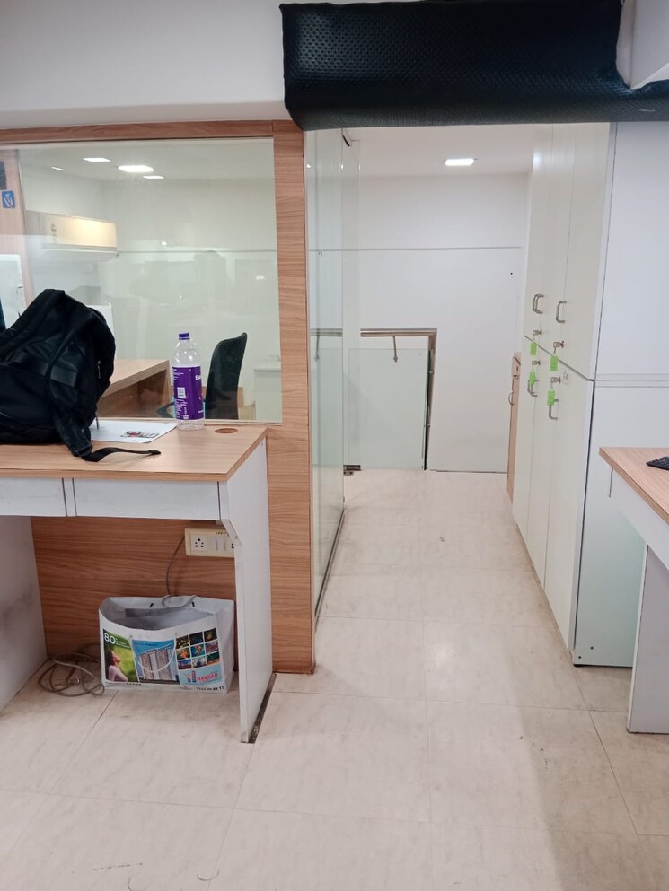 Team Area, crystal-plaza-andheri-west Commercial Office Space 450 Sq.Ft. In Andheri West Mumbai 8102059