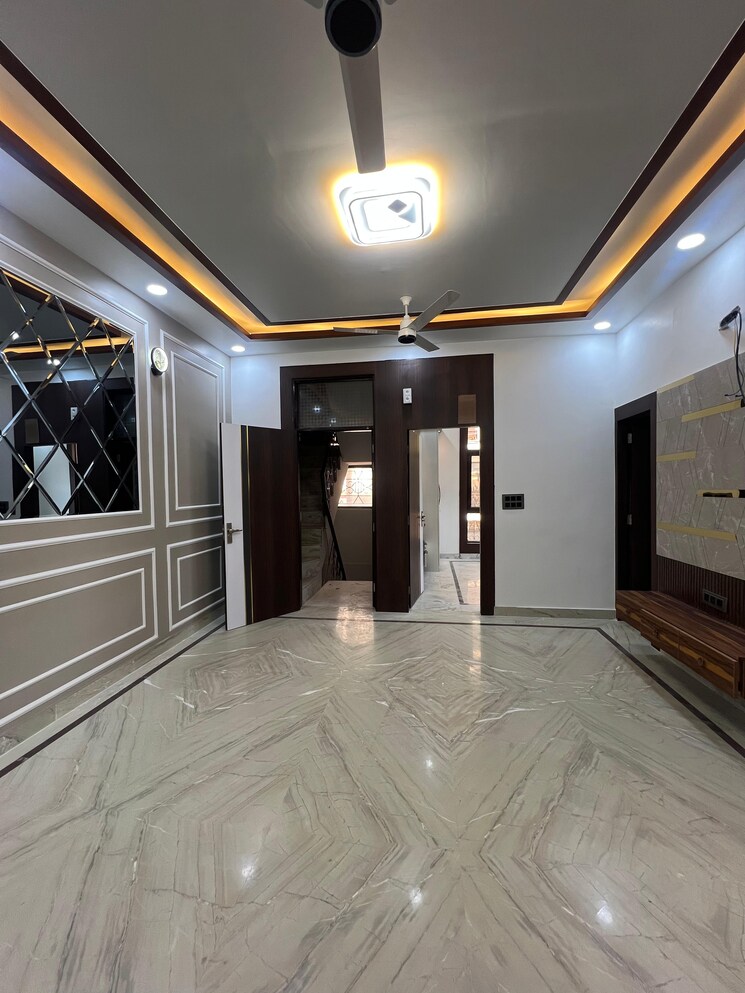 Room, niti khand 3 Bedroom 1250 Sq.Ft. Builder Floor In Niti Khand Ghaziabad 8102076